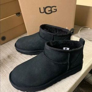 Ugg ultra mini size 7 woman’s